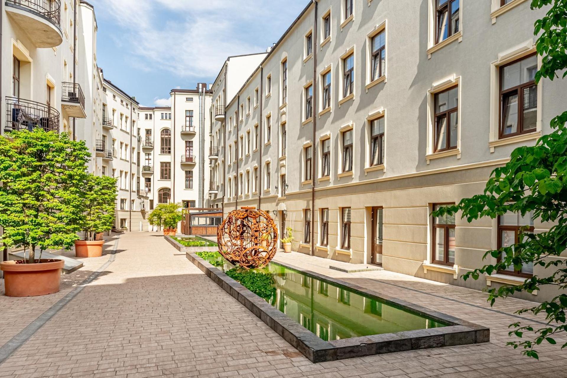 Gold City Point Piotrkowska 37 Лодз Екстериор снимка