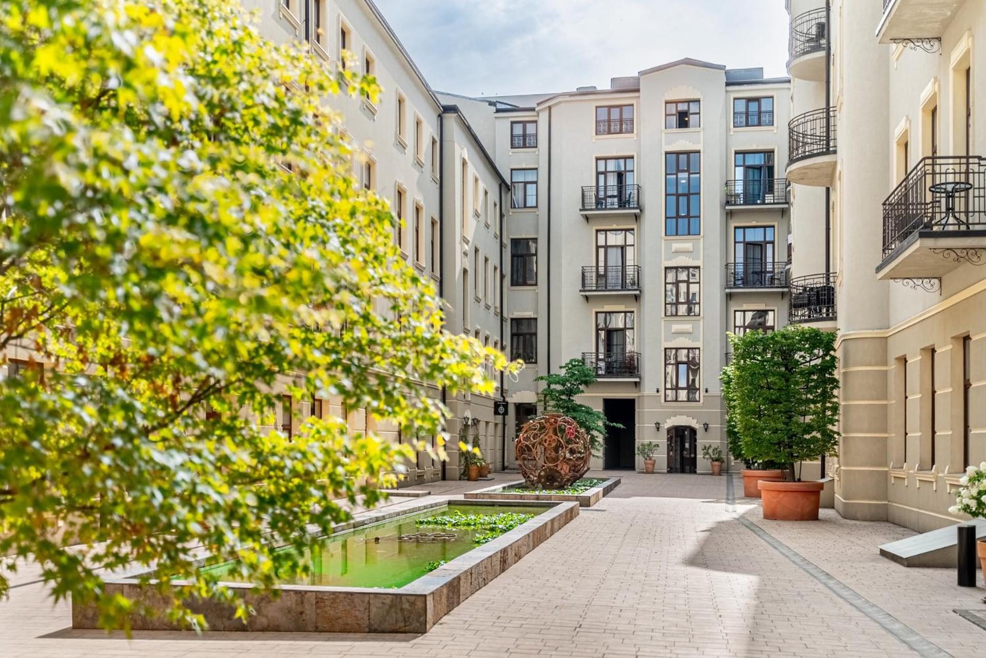Gold City Point Piotrkowska 37 Лодз Екстериор снимка